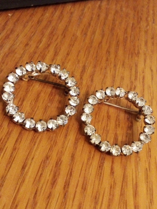 None Jewelry - Crystal Circle Brooch Pair - Clear Crystals on Gold Tone